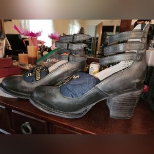 Freebird Randi, Size 8, Black